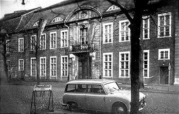 Geheimnisvolle Orte: Willkür hinter Gittern