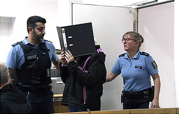 Auf den Spuren der Kettensägenfrau