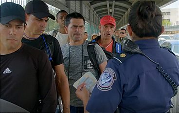 DOKU Border Patrol USA - Einsatz an Mexikos Grenze S02E01