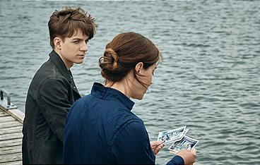 Die Frau im Meer